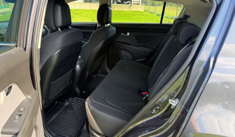 Kia Sportage | FWD (przód) | Manualna | 115 KM | Szary full