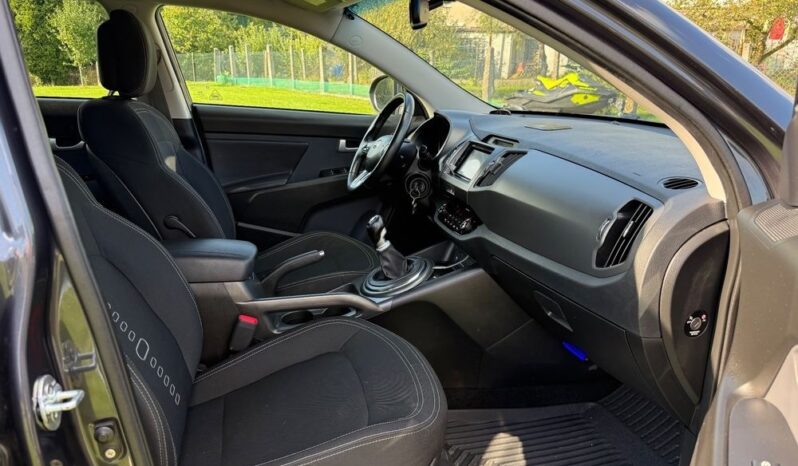 Kia Sportage | FWD (przód) | Manualna | 115 KM | Szary full