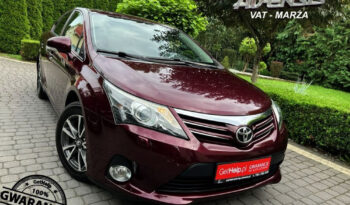 Toyota Avensis | Fwd (Przód) | Manualna | 147 Km | Bordowy