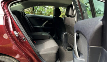 Toyota Avensis | FWD (przód) | Manualna | 147 KM | Bordowy full