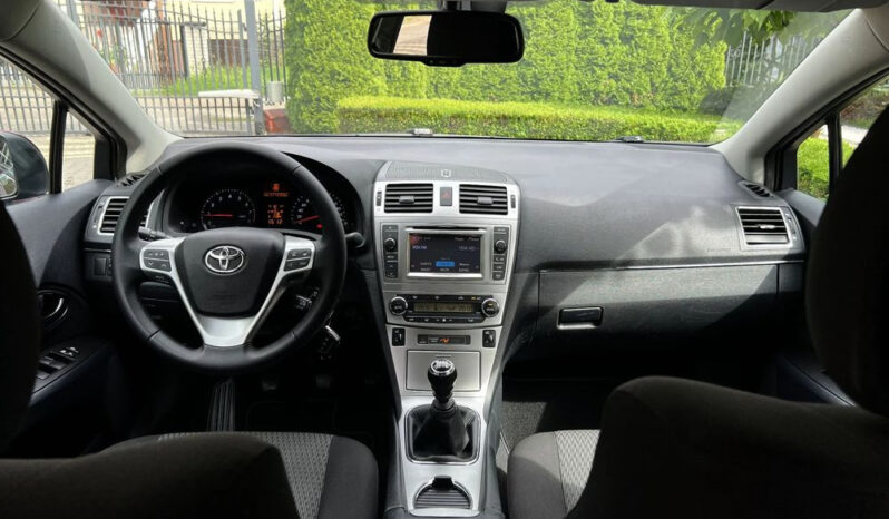 Toyota Avensis | FWD (przód) | Manualna | 147 KM | Bordowy full