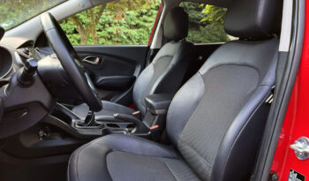 Hyundai ix35 | FWD (przód) | Manualna | 135 KM | Czerwony full