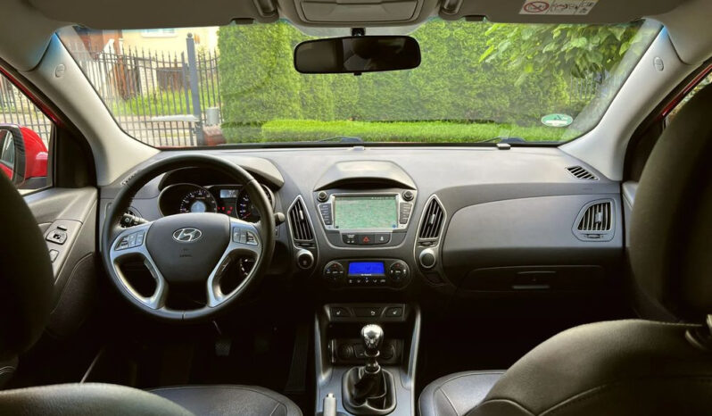 Hyundai ix35 | FWD (przód) | Manualna | 135 KM | Czerwony full