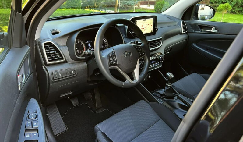 Hyundai Tucson | FWD (przód) | Manualna | 132 KM | Czarny full
