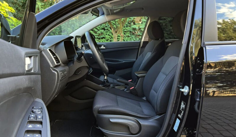 Hyundai Tucson | FWD (przód) | Manualna | 132 KM | Czarny full