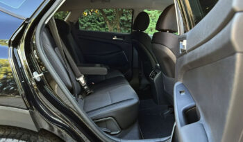 Hyundai Tucson | FWD (przód) | Manualna | 132 KM | Czarny full