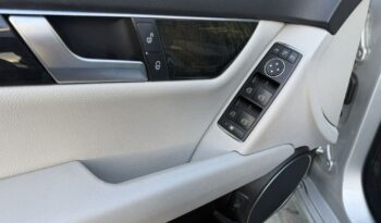 Mercedes-Benz Klasa C | 4×4 (stały) | Automatyczna | 204 KM | Srebrny full