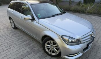 Mercedes-Benz Klasa C | 4×4 (stały) | Automatyczna | 204 KM | Srebrny full