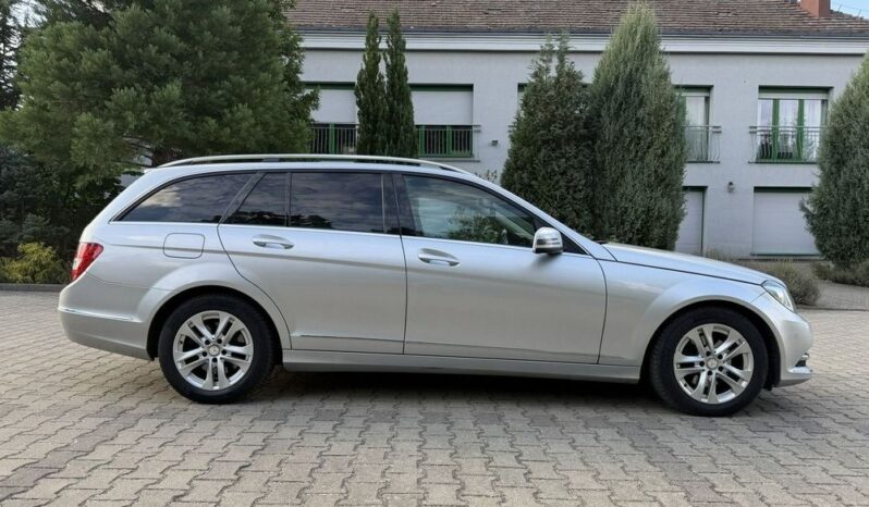 Mercedes-Benz Klasa C | 4×4 (stały) | Automatyczna | 204 KM | Srebrny full