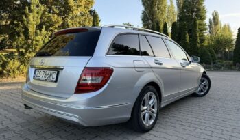 Mercedes-Benz Klasa C | 4×4 (stały) | Automatyczna | 204 KM | Srebrny full