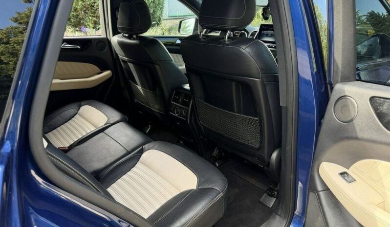 Mercedes-Benz GLE | 4×4 (stały) | Automatyczna | 367 KM | Niebieski full