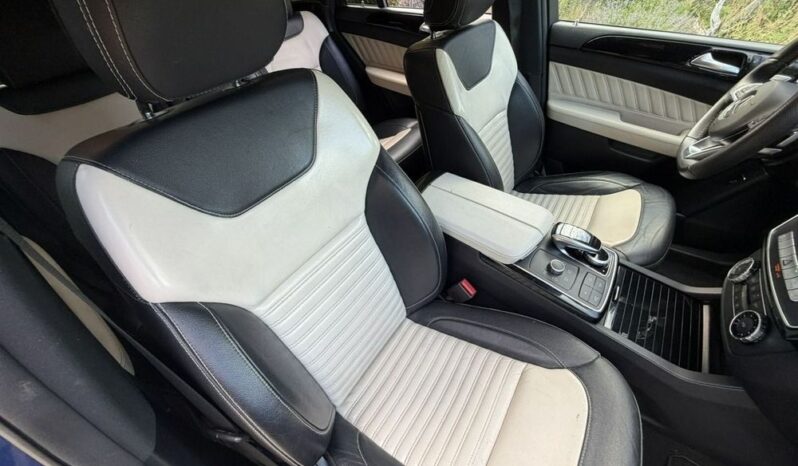 Mercedes-Benz GLE | 4×4 (stały) | Automatyczna | 367 KM | Niebieski full