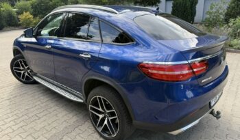 Mercedes-Benz GLE | 4×4 (stały) | Automatyczna | 367 KM | Niebieski full