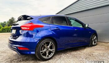 Ford Focus | FWD (przód) | Manualna | 125 KM | Granatowy full