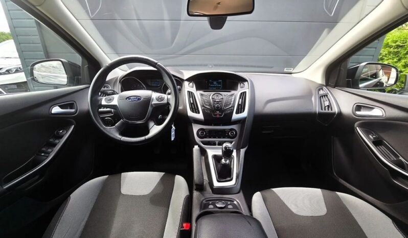 Ford Focus | FWD (przód) | Manualna | 125 KM | Czarny full