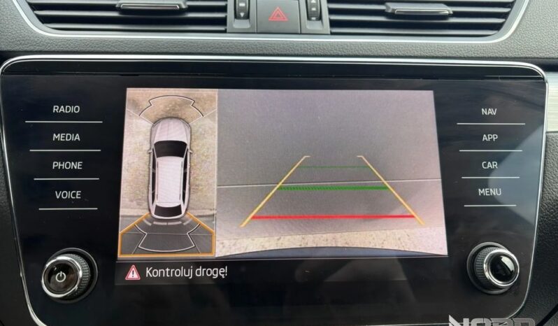 Skoda Superb | 4×4 (doł. ręcznie) | Automatyczna | 280 KM | Granatowy full