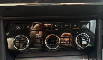 Skoda Superb | 4×4 (doł. ręcznie) | Automatyczna | 280 KM | Granatowy full