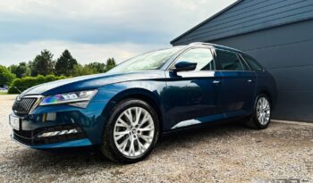 Skoda Superb | 4×4 (doł. ręcznie) | Automatyczna | 280 KM | Granatowy full