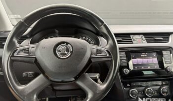 Skoda Octavia | 4×4 (stały) | Automatyczna | 180 KM | Czarny full