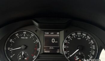 Skoda Octavia | 4×4 (stały) | Automatyczna | 180 KM | Czarny full