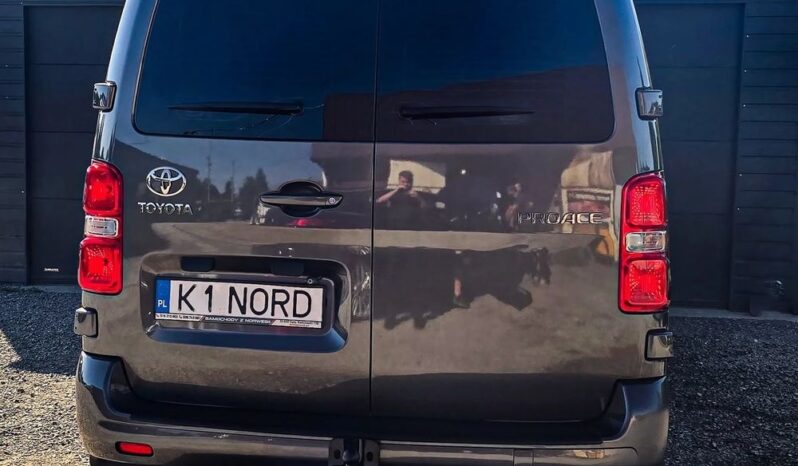Toyota ProAce | FWD (przód) | Manualna | 95 KM | Szary full