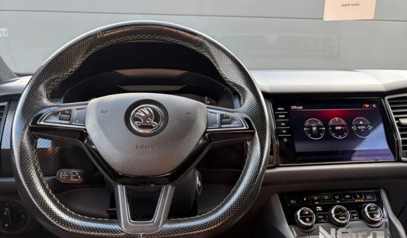 Skoda Kodiaq | 4×4 (doł. ręcznie) | Automatyczna | 190 KM | Czarny full