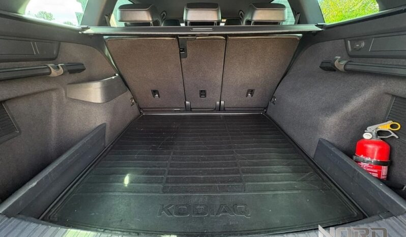 Skoda Kodiaq | 4×4 (doł. ręcznie) | Automatyczna | 190 KM | Czarny full