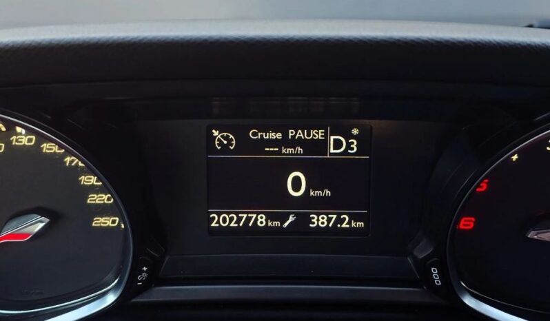 Peugeot 308 | FWD (przód) | Automatyczna | 120 KM | Czarny full