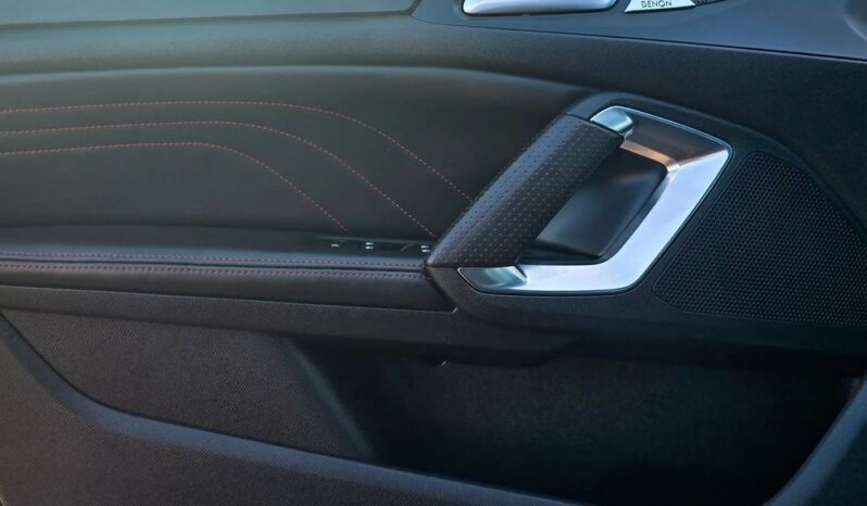 Peugeot 308 | FWD (przód) | Automatyczna | 120 KM | Czarny full