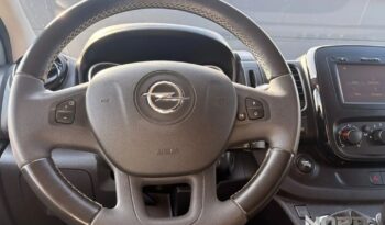 Opel Vivaro | FWD (przód) | Manualna | 125 KM | Czarny full