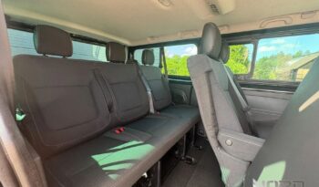 Opel Vivaro | FWD (przód) | Manualna | 125 KM | Czarny full