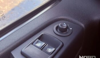 Opel Vivaro | FWD (przód) | Manualna | 125 KM | Czarny full