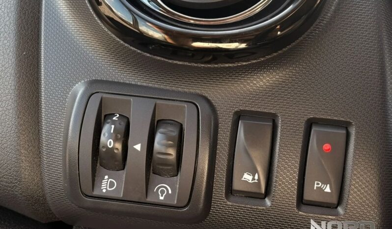 Opel Vivaro | FWD (przód) | Manualna | 125 KM | Czarny full