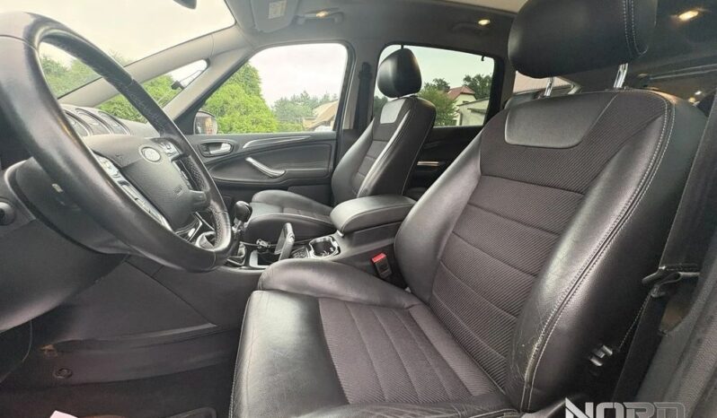 Ford S-Max | FWD (przód) | Manualna | 140 KM | Czarny full