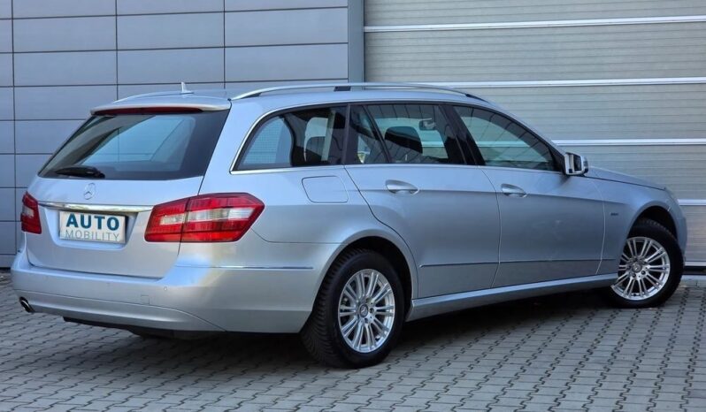 Mercedes-Benz Klasa E | RWD (tył) | Automatyczna | 183 KM | Srebrny full