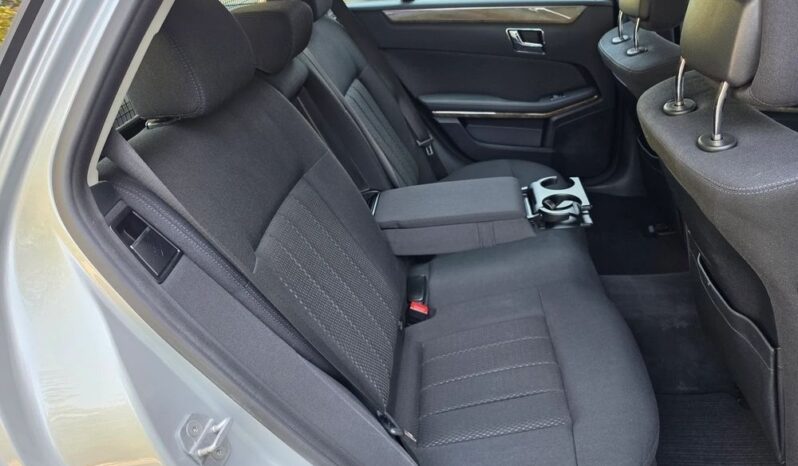 Mercedes-Benz Klasa E | RWD (tył) | Automatyczna | 183 KM | Srebrny full