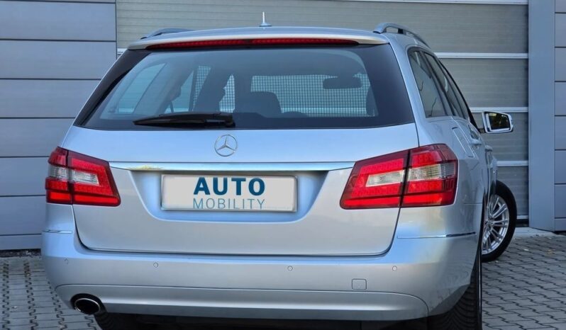Mercedes-Benz Klasa E | RWD (tył) | Automatyczna | 183 KM | Srebrny full