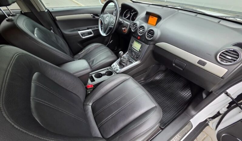 Opel Antara | 4×4 (doł. automatycznie) | Manualna | 167 KM | Biały full
