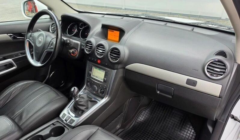 Opel Antara | 4×4 (doł. automatycznie) | Manualna | 167 KM | Biały full