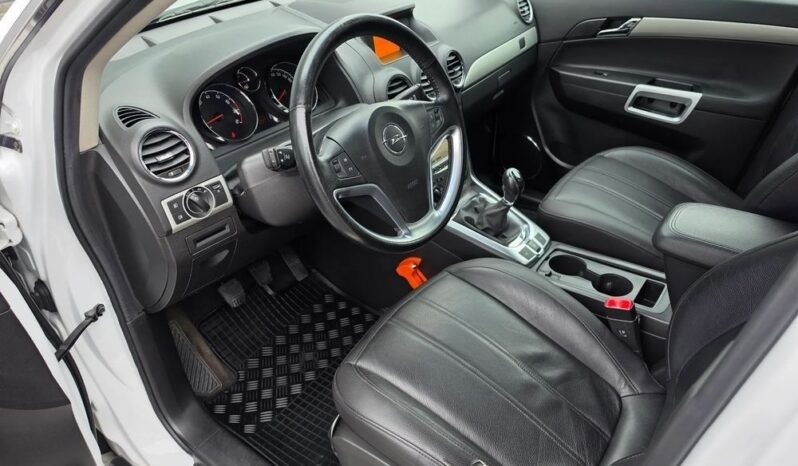 Opel Antara | 4×4 (doł. automatycznie) | Manualna | 167 KM | Biały full