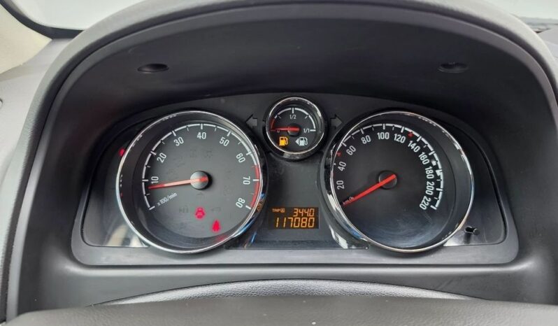 Opel Antara | 4×4 (doł. automatycznie) | Manualna | 167 KM | Biały full