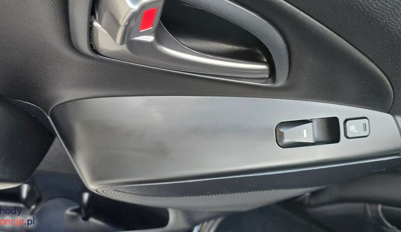 Hyundai ix35 | FWD (przód) | Manualna | 135 KM | Czarny full