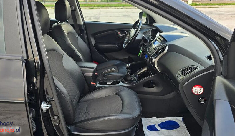 Hyundai ix35 | FWD (przód) | Manualna | 135 KM | Czarny full
