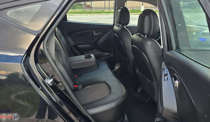 Hyundai ix35 | FWD (przód) | Manualna | 135 KM | Czarny full