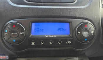 Hyundai ix35 | FWD (przód) | Manualna | 135 KM | Czarny full