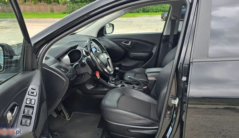 Hyundai ix35 | FWD (przód) | Manualna | 135 KM | Czarny full