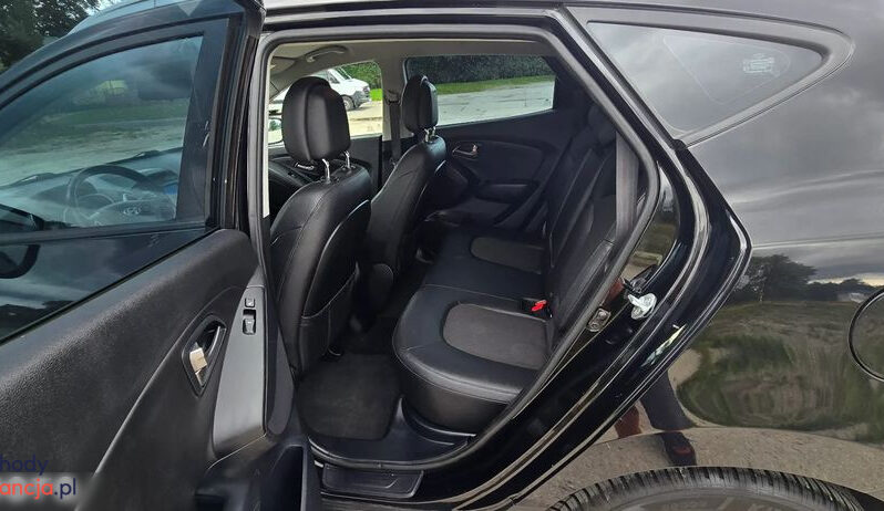 Hyundai ix35 | FWD (przód) | Manualna | 135 KM | Czarny full