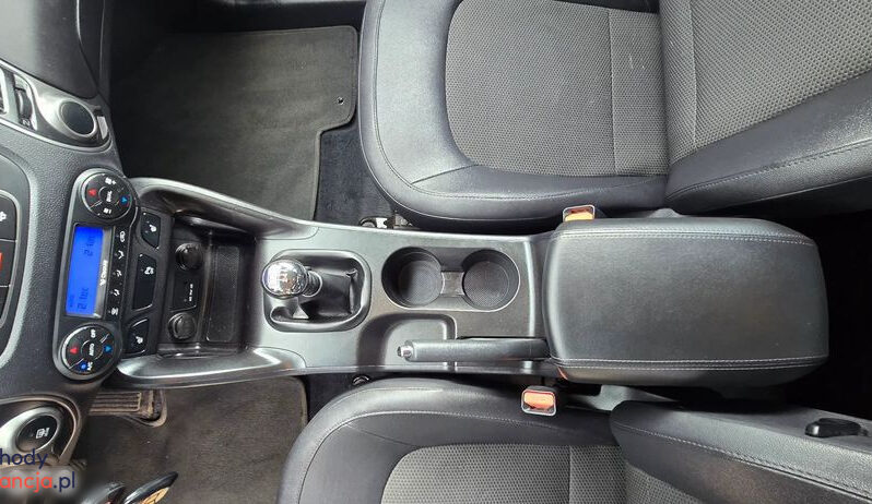 Hyundai ix35 | FWD (przód) | Manualna | 135 KM | Czarny full