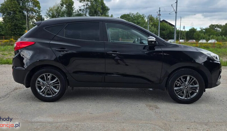 Hyundai ix35 | FWD (przód) | Manualna | 135 KM | Czarny full