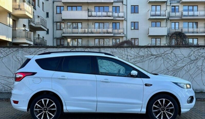 Ford Kuga | FWD (przód) | Manualna | 150 KM | Biały full